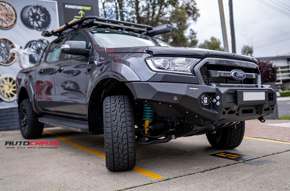 FORD-RANGER-VAPOR-BLACK-MACHINED-WITH-DARK-TINT